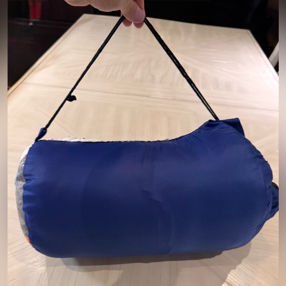 OZARK Trail Youth Camp Sleeping Bag – Blue and Teal (Excellent Condition) - Picture 15 of 16